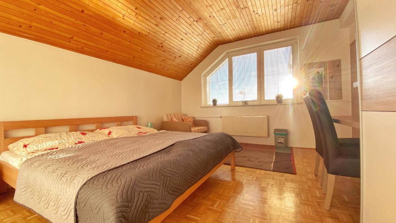 Relax Villa Tatry - Wifi/Tv, Bbq, Billiard Nova Lesna Exterior photo